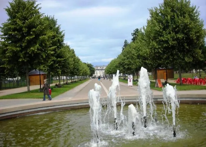 Проживание в семье Agreable *